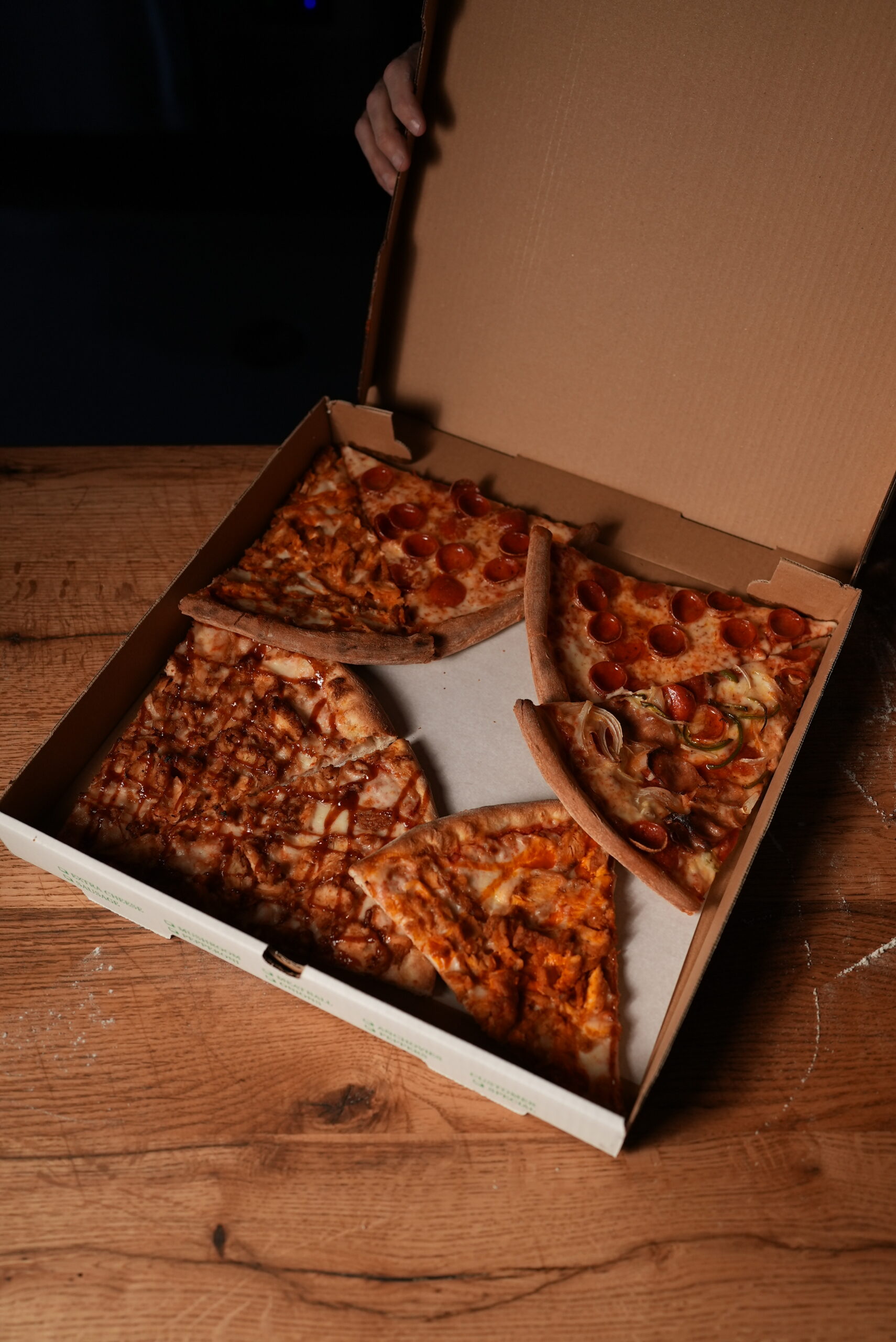 Locale To Go Pizza