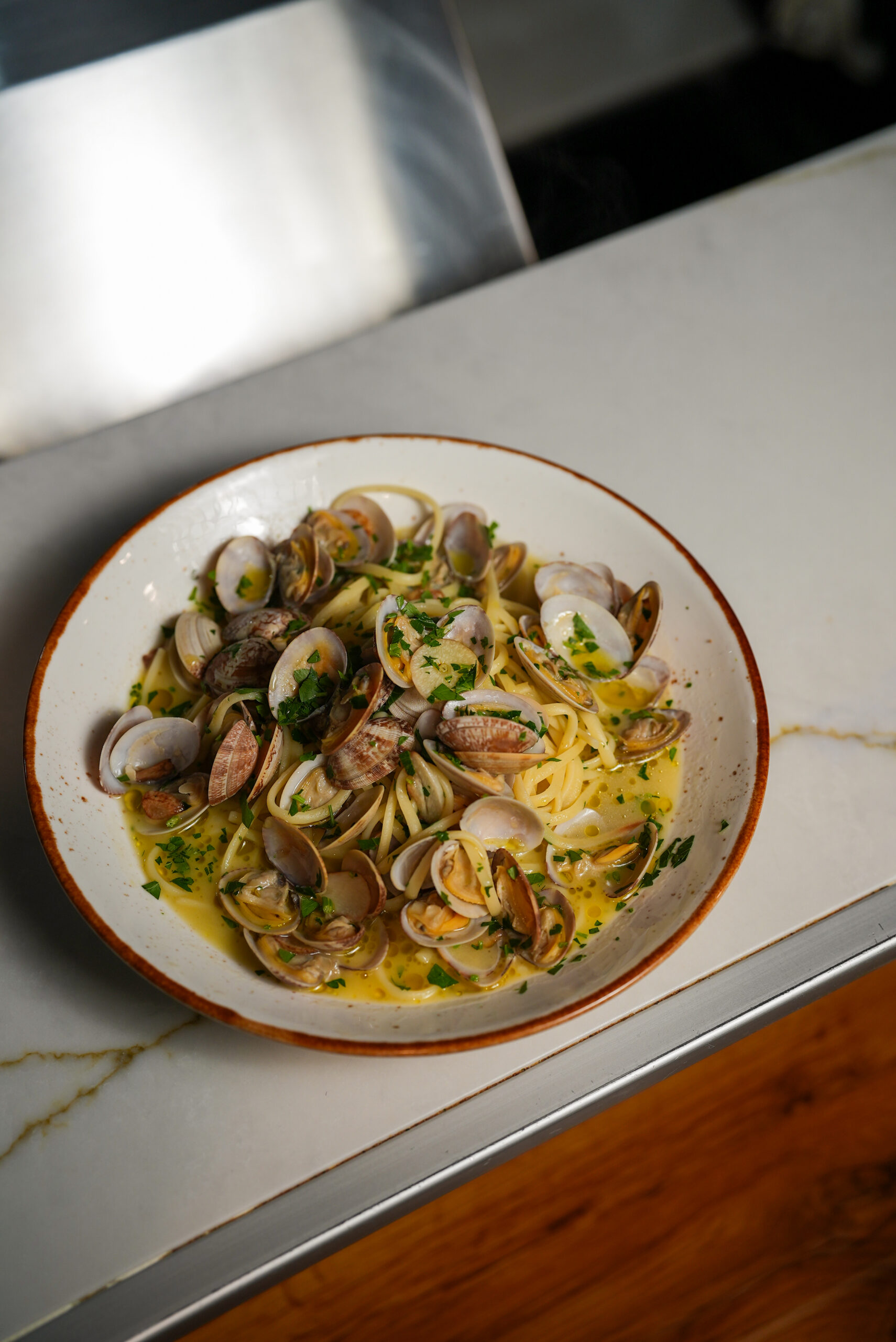 Locales Linguini and Clams