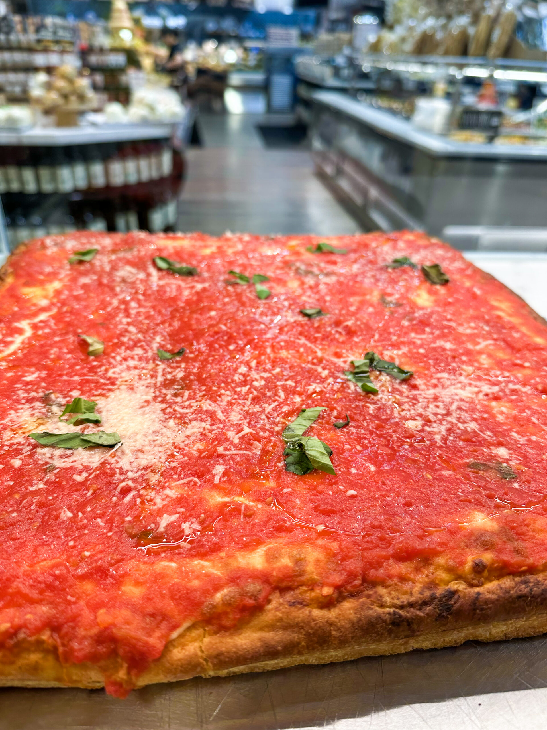 Locale Pizzas 1 scaled